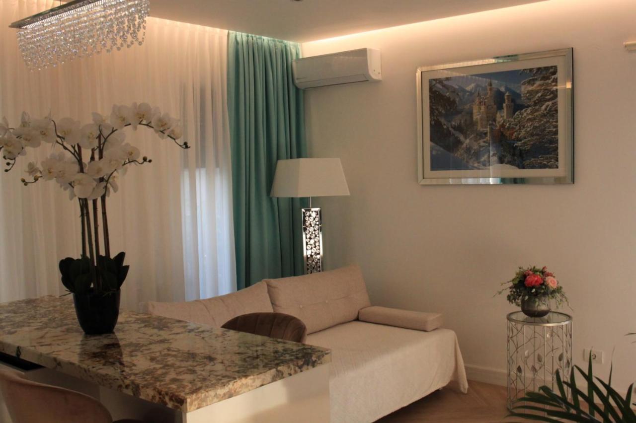 Grozavesti Luxury Apartment With 2 Rooms Bukares Bagian luar foto